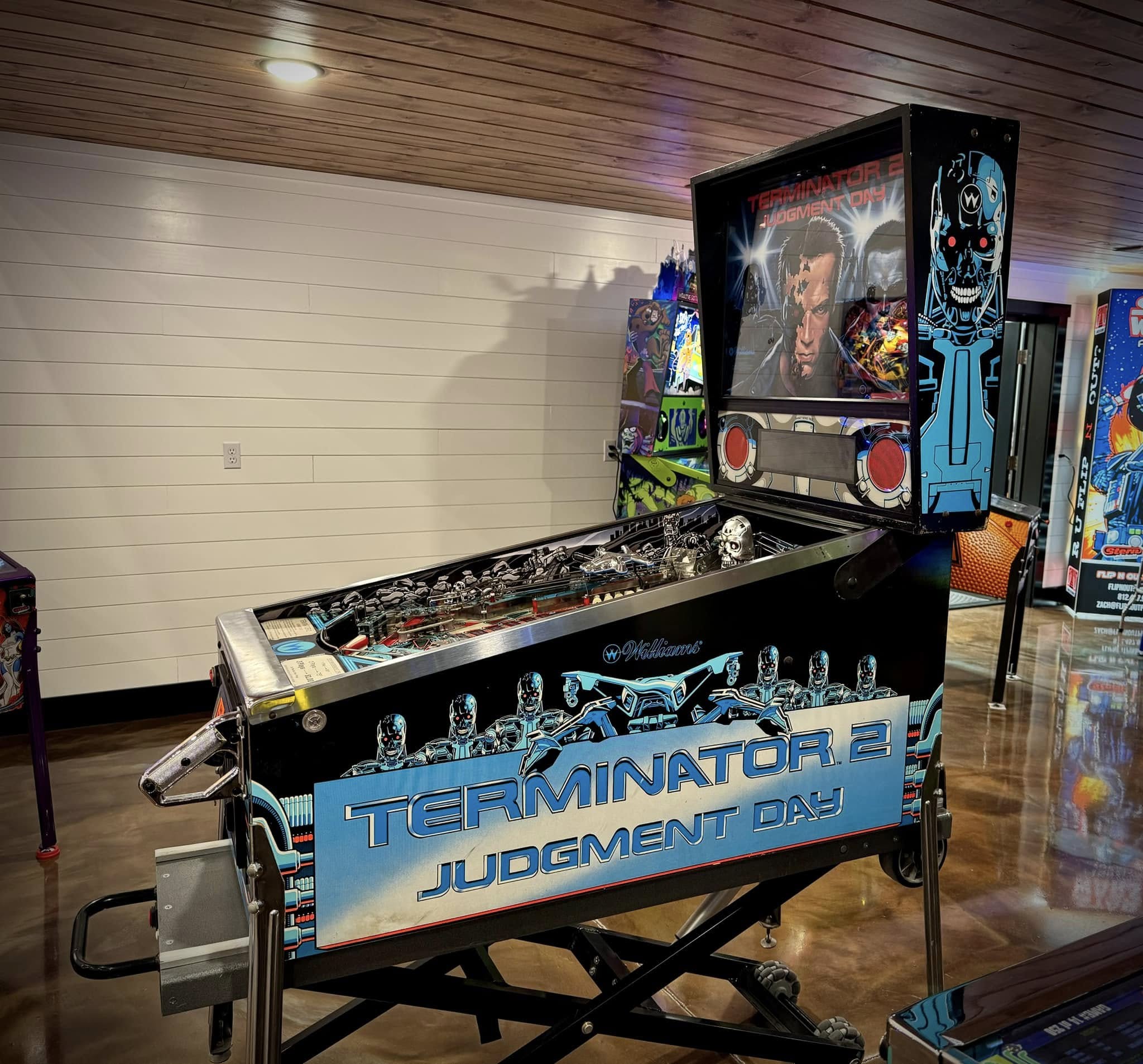 terminator 2: judgment day pinball machine terminator 2: judgment day pinball machine